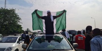 PHOTOS: EndSARS Memorial Procession At Lekki Tollgate