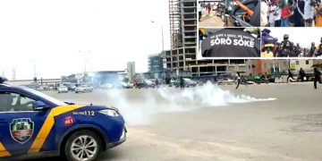 Police Fire Tear Gas To Disperse Protesters At Lekki Tollgate