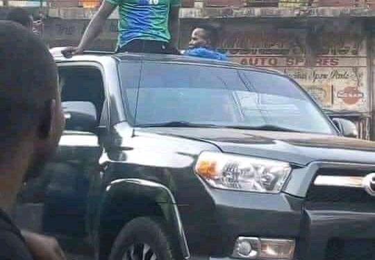 Sierra Leone AFCON2021 Hero Storms Street With Award